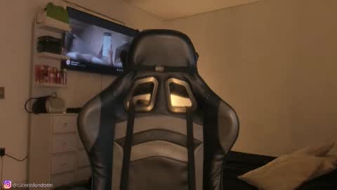 Snapshot of anelisse_ chatting on 15, 11, 2025 online show from 15, 11, 2025