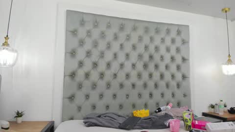 Snapshot of anette_cooper chatting on 8, 1, 2026 anette_cooper online show from 8, 1, 2026