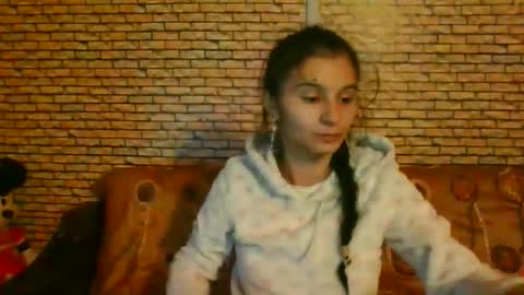 Snapshot of ang3l_black chatting on 16, 11, 2025 andr33a online show from 16, 11, 2025