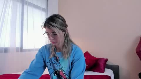 AngeBrooks online show from 17, 10, 2025