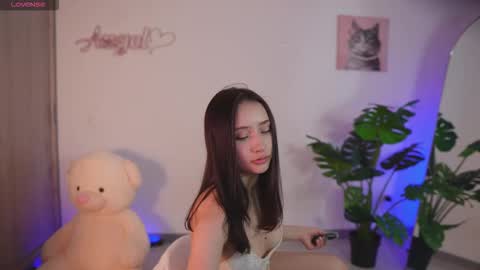 Snapshot of angeeel_ chatting on 18, 1, 2026 Angel online show from 18, 1, 2026