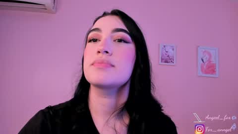 Snapshot of angeel_fox chatting on 7, 5, 2026 Angel online show from 7, 5, 2026