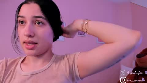 Snapshot of angeel_fox chatting on 14, 5, 2026 Angel online show from 14, 5, 2026