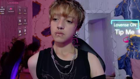 Snapshot of angeel_tay chatting on 30, 5, 2026 angeel_tay online show from 30, 5, 2026