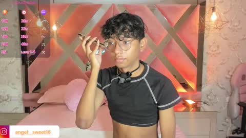 Snapshot of angel__sweet18 chatting on 16, 12, 2024 online show from 16, 12, 2024