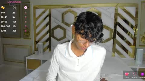 Snapshot of angel__sweet18 chatting on 27, 1, 2025 online show from 27, 1, 2025