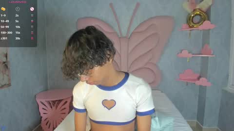 Snapshot of angel__sweet18 chatting on 12, 3, 2025 online show from 12, 3, 2025
