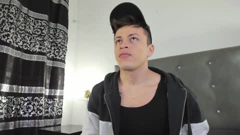 Angel Cuervo online show from 3, 1, 2025