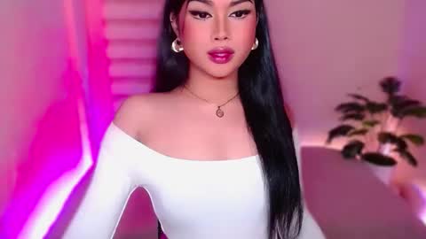 Angel online show from 19, 5, 2026