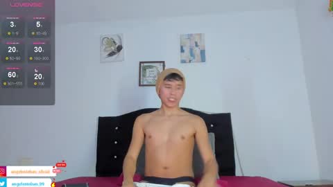 ngel Esteban  online show from 23, 11, 2025