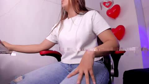 angel hardy online show from 10, 4, 2026