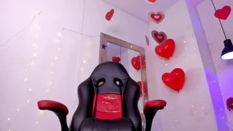 angel hardy online show from 13, 4, 2026