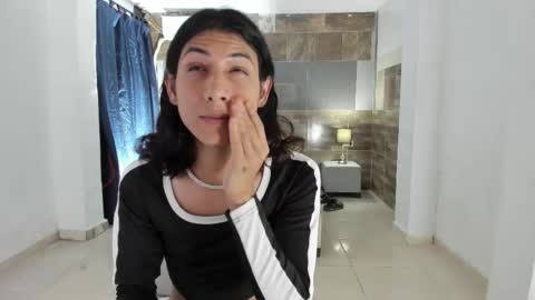Snapshot of angel_hasss chatting on 9, 11, 2025 Angel of your dreams online show from 9, 11, 2025