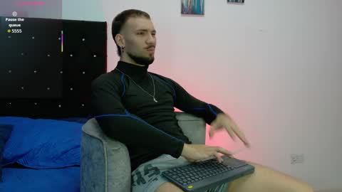 angel_kyrozz online show from 3, 4, 2026