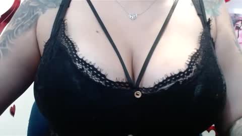 Snapshot of angel_love_90 chatting on 2, 3, 2025 Angel online show from 2, 3, 2025