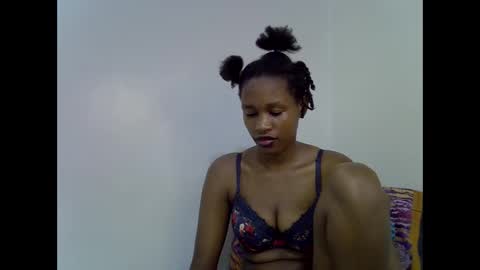 angel_mia5 online show from 25, 11, 2025