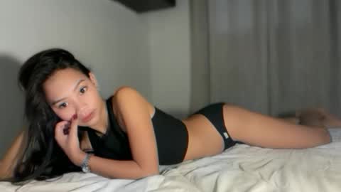 angel_petite07 online show from 16, 2, 2026