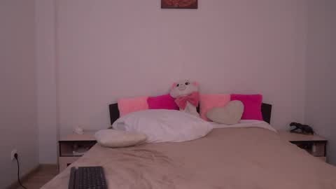 angel_quincy online show from 15, 4, 2026