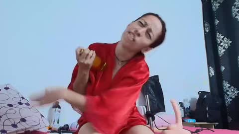 Snapshot of angel_red77 chatting on 15, 2, 2025 angel red77 online show from 15, 2, 2025