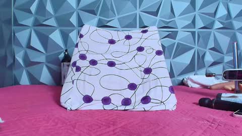 Snapshot of angel_red77 chatting on 30, 10, 2025 angel red77 online show from 30, 10, 2025