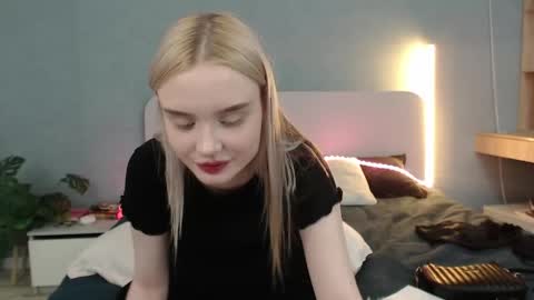 Angela online show from 6, 5, 2026