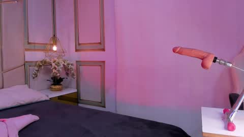 Angel  online show from 22, 9, 2025