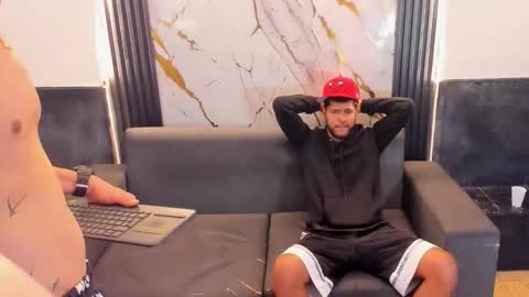 Snapshot of angel_villareal_ chatting on 5, 2, 2026 angel_villareal_ online show from 5, 2, 2026