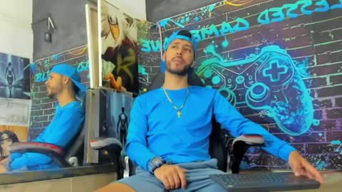 angel_villareal_ online show from 9, 4, 2026