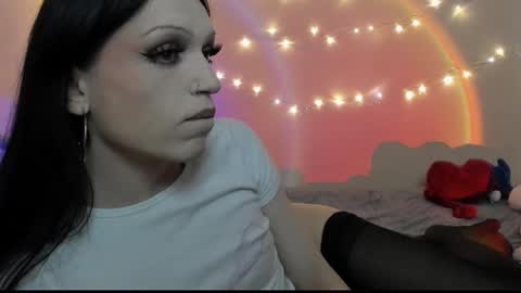 Snapshot of angel_wavee chatting on 14, 12, 2024 Angel Love online show from 14, 12, 2024