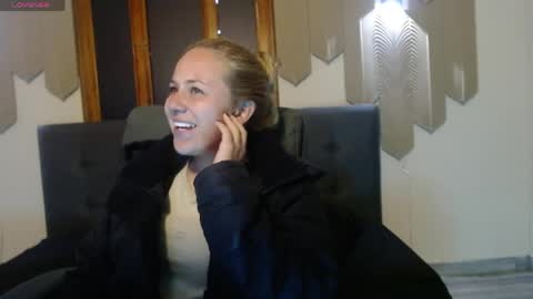 Angel online show from 11, 5, 2026