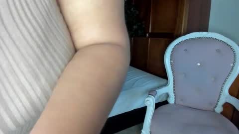 Snapshot of angela_boobies chatting on 25, 10, 2025 angela_boobies online show from 25, 10, 2025