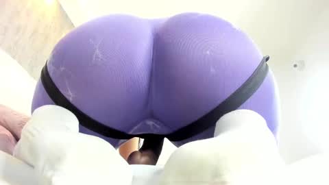 Snapshot of angela_lia_ chatting on 25, 9, 2025 Angela online show from 25, 9, 2025