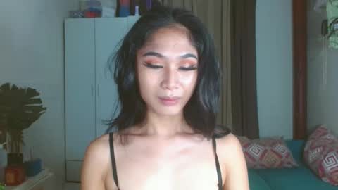 angela online show from 28, 1, 2025