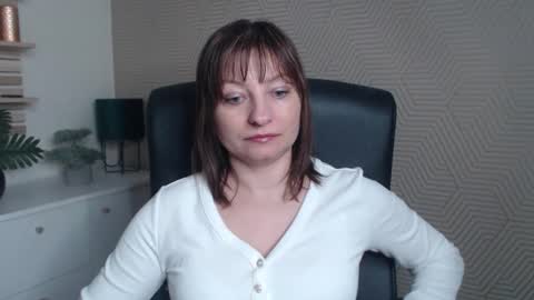 Snapshot of angela_samt chatting on 8, 1, 2026 Angela online show from 8, 1, 2026