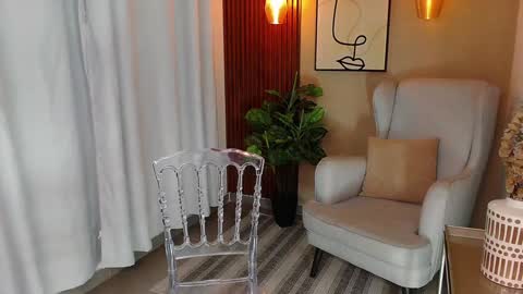 Snapshot of angela_santana_ chatting on 17, 12, 2024 Angela online show from 17, 12, 2024