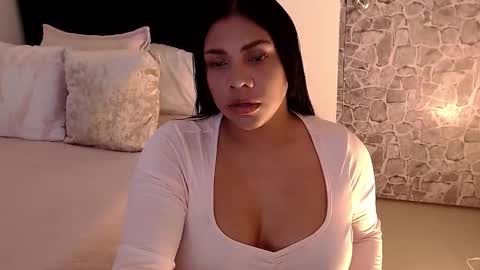 Snapshot of angela_santana_ chatting on 15, 9, 2025 Angela online show from 15, 9, 2025