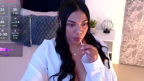 Snapshot of angela_santana_ chatting on 13, 10, 2025 Angela online show from 13, 10, 2025