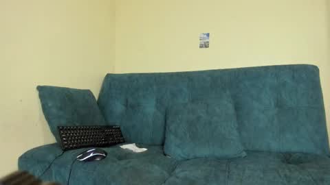 Angela online show from 27, 2, 2025