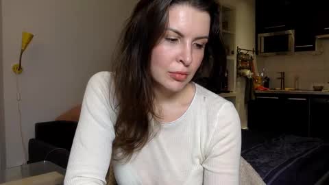 Angela online show from 6, 12, 2024