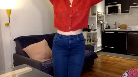 Angela online show from 4, 11, 2025