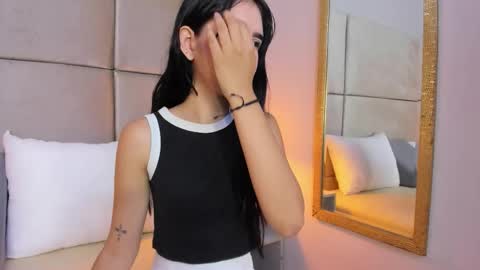 Snapshot of angelag_ chatting on 26, 11, 2025 angelag_ online show from 26, 11, 2025