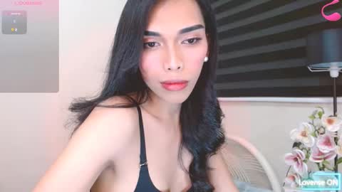 Snapshot of angelamonroe chatting on 14, 12, 2025 SENORITA online show from 14, 12, 2025