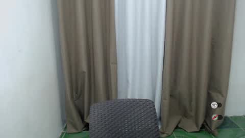 Snapshot of angelari_slut chatting on 9, 3, 2025 angelari_slut online show from 9, 3, 2025