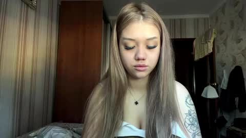 Snapshot of angelaribero chatting on 20, 5, 2026 Angel online show from 20, 5, 2026
