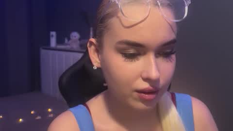 Snapshot of angelbounce chatting on 4, 12, 2025 Angela and I just new here Pls send Like and Subscribe 3 online show from 4, 12, 2025