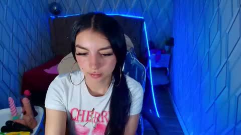 Snapshot of angelchristix chatting on 26, 4, 2026 Angel online show from 26, 4, 2026