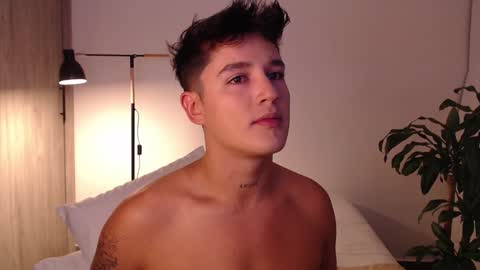 Snapshot of angelcossio chatting on 13, 12, 2024 Angel online show from 13, 12, 2024