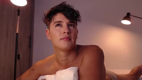 Snapshot of angelcossio chatting on 11, 2, 2025 Angel online show from 11, 2, 2025