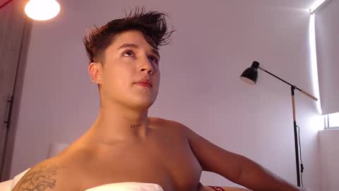 Snapshot of angelcossio chatting on 7, 10, 2025 Angel online show from 7, 10, 2025