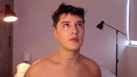 Snapshot of angelcossio chatting on 2, 11, 2025 Angel online show from 2, 11, 2025